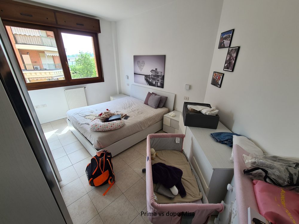 Seconda camera di via della Resistenza prima, da riordinare