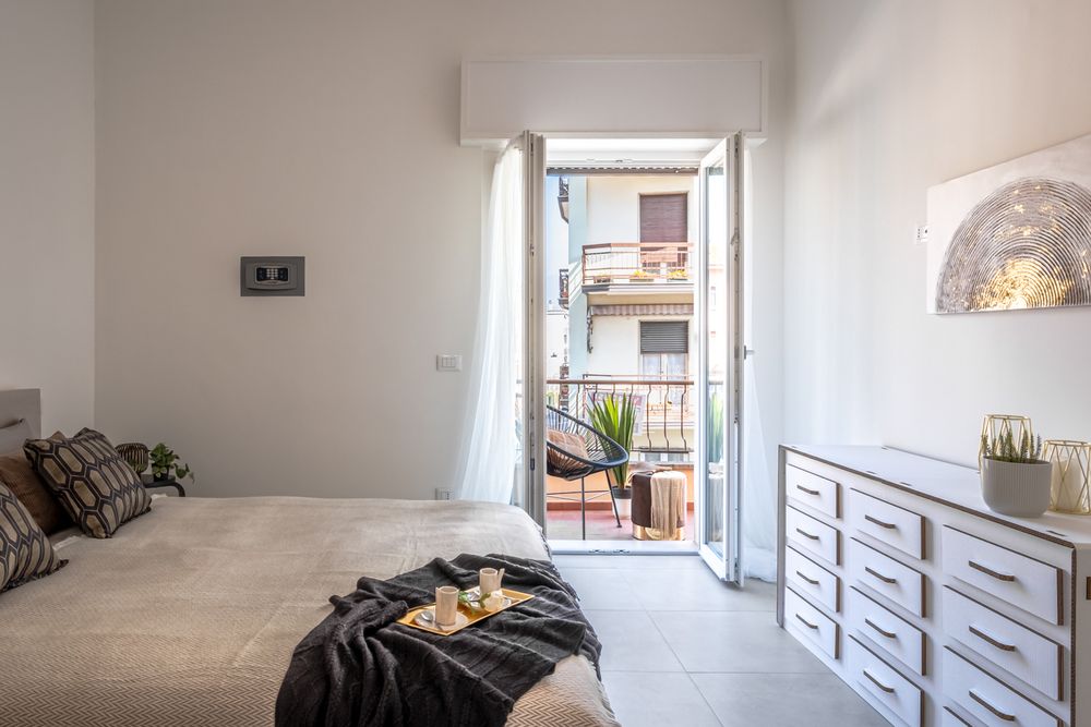 Salotto accogliente dopo l'home staging